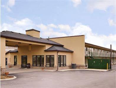 Days Inn By Wyndham White House Exterior photo